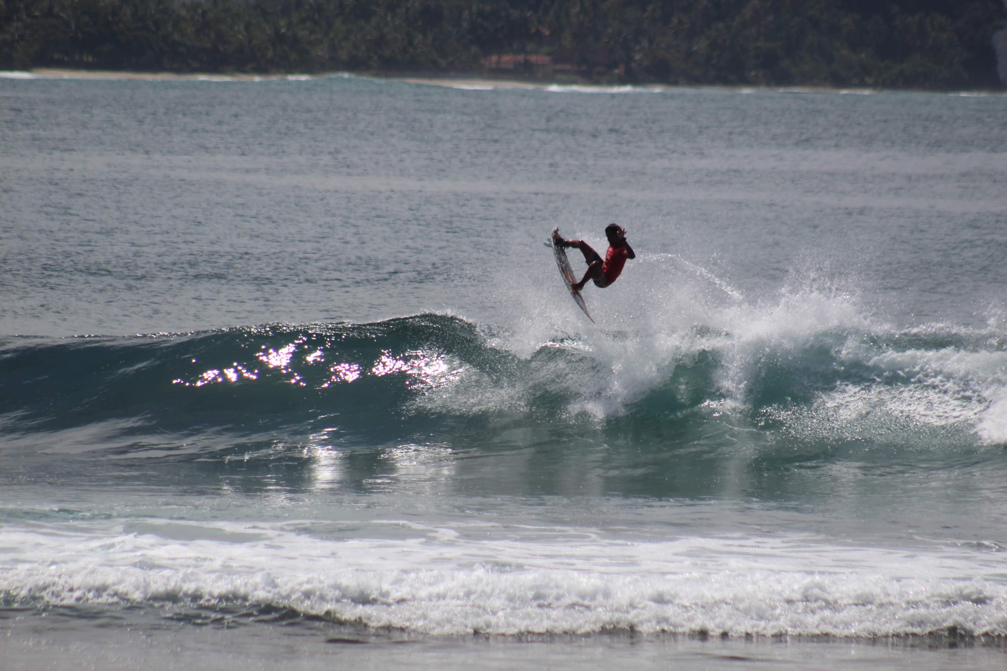 Rendy surf